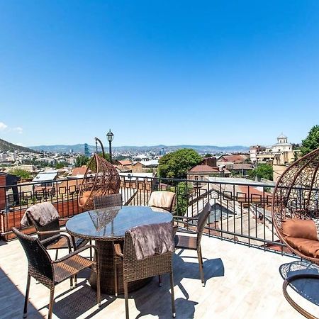 3Br Apt W Huge Terrace & Magnificent Views Tbilisi Exterior foto